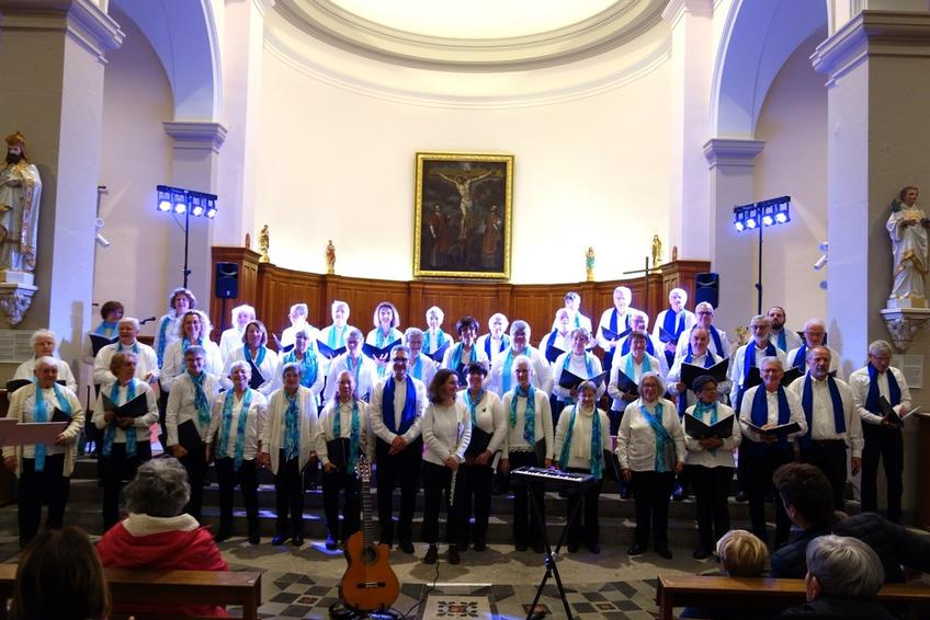 Le Choeur St Luc au complet Le Choeur St Luc au complet