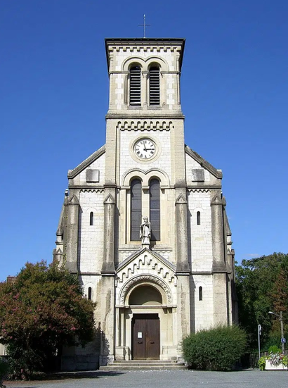 https://fr.wikipedia.org/wiki/Fichier:SMH_eglise_St-Martin_6796.jpg https://fr.wikipedia.org/wiki/Fichier:SMH_eglise_St-Martin_6796.jpg