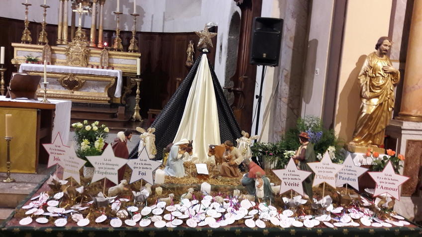 Crèche de Noël 2022 à l'église de Vaulnaveys