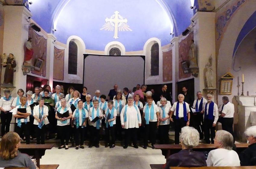 Ensemble des choristes présents à la Nuit des églises 2023 Ensemble des choristes présents à la Nuit des églises 2023
