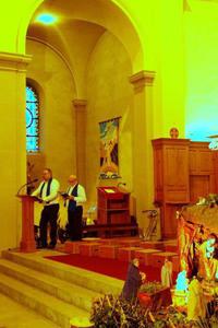 Dominique et Gaby lisent le mot d'accueil  Dominique et Gaby lisent le mot d'accueil