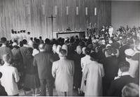 L'intérieur de l'église L'intérieur de l'église
