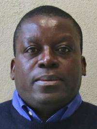 Père Richard Mbata (curé) Père Richard Mbata (curé)