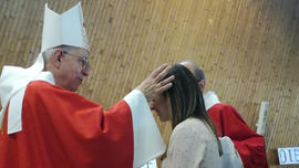 Confirmation de jeunes et d'adultes Confirmation de jeunes et d'adultes
