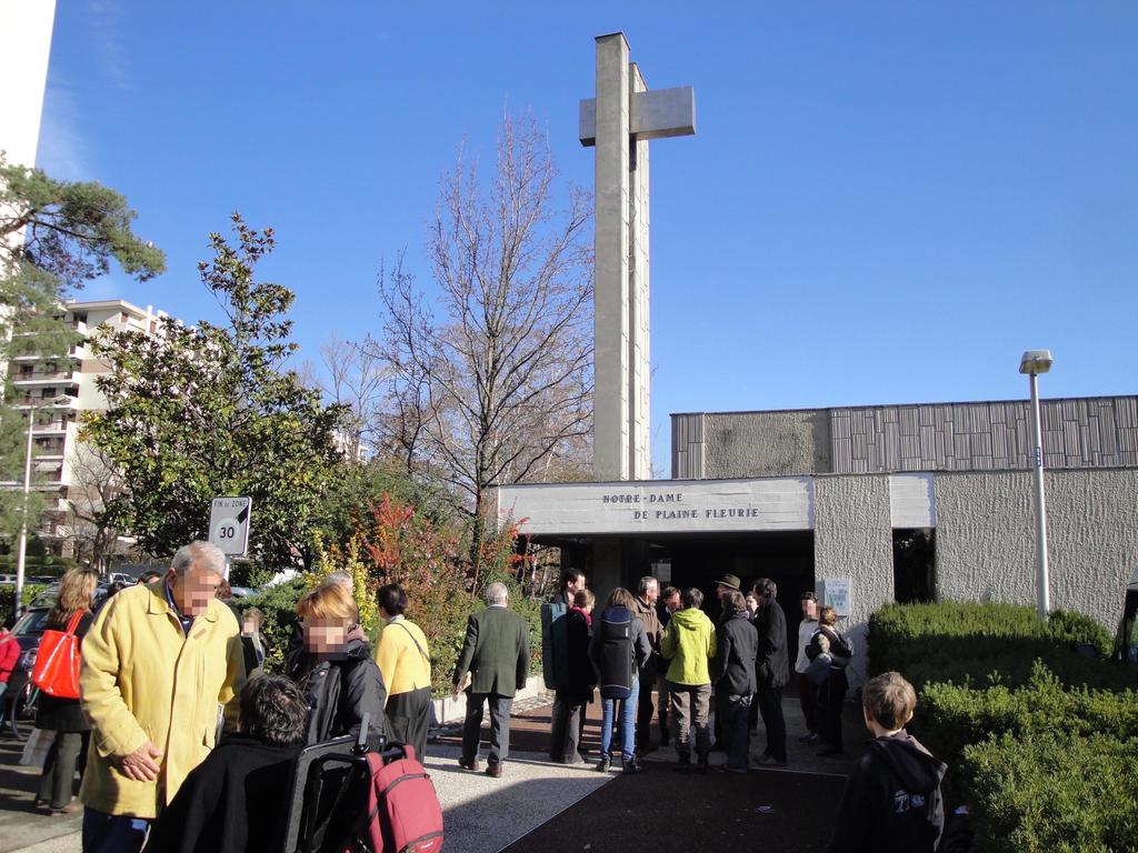 42 Avenue De La Plaine Fleurie 38240 Meylan Relais Notre Dame de Plaine Fleurie (Meylan), Diocèse de Grenoble - Vienne